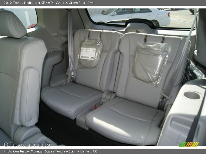 Cypress Green Pearl / Ash 2012 Toyota Highlander SE 4WD