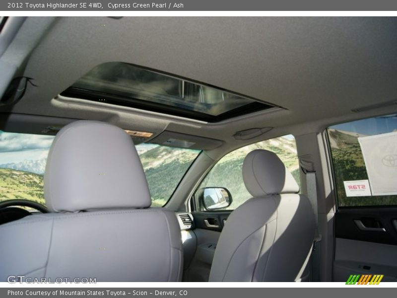 Cypress Green Pearl / Ash 2012 Toyota Highlander SE 4WD
