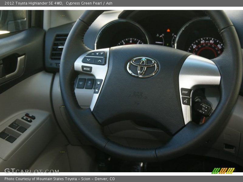 Cypress Green Pearl / Ash 2012 Toyota Highlander SE 4WD
