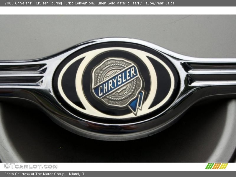  2005 PT Cruiser Touring Turbo Convertible Logo