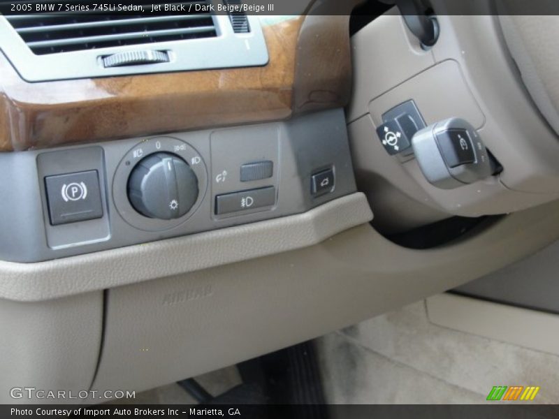 Jet Black / Dark Beige/Beige III 2005 BMW 7 Series 745Li Sedan