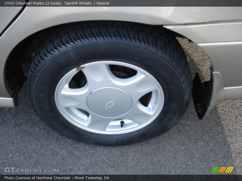 Sandrift Metallic / Neutral 2000 Chevrolet Malibu LS Sedan
