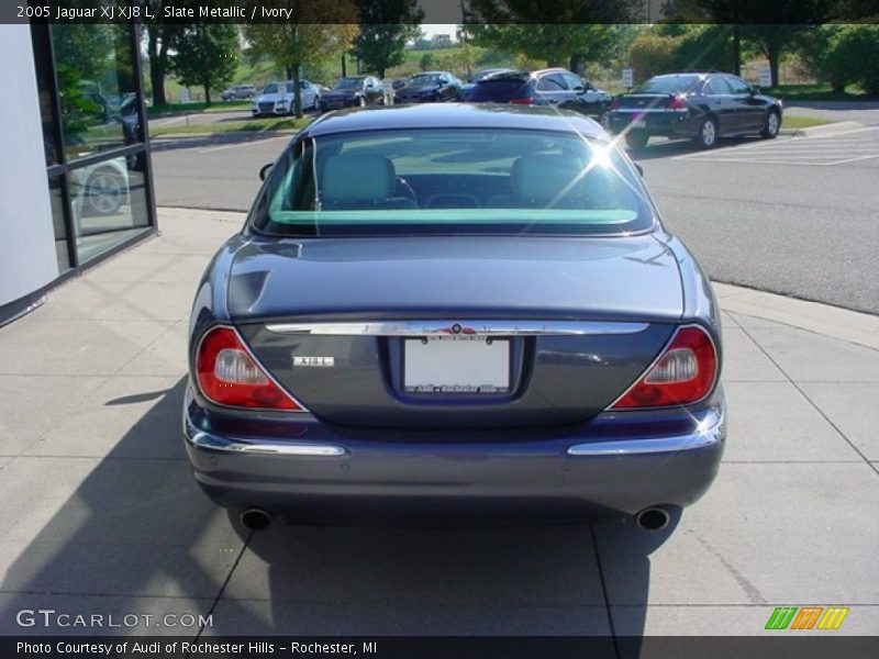 Slate Metallic / Ivory 2005 Jaguar XJ XJ8 L