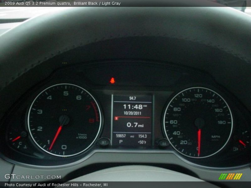 Brilliant Black / Light Gray 2009 Audi Q5 3.2 Premium quattro