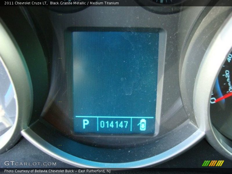 Black Granite Metallic / Medium Titanium 2011 Chevrolet Cruze LT