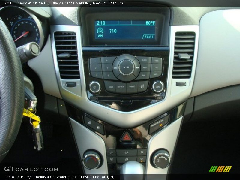 Black Granite Metallic / Medium Titanium 2011 Chevrolet Cruze LT