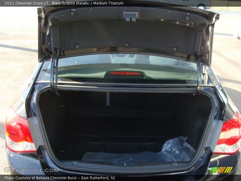 Black Granite Metallic / Medium Titanium 2011 Chevrolet Cruze LT