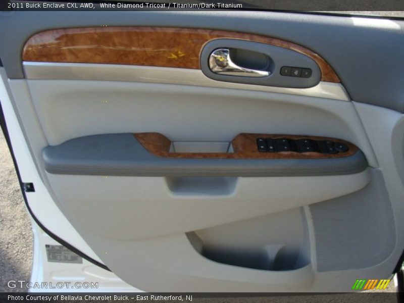 White Diamond Tricoat / Titanium/Dark Titanium 2011 Buick Enclave CXL AWD