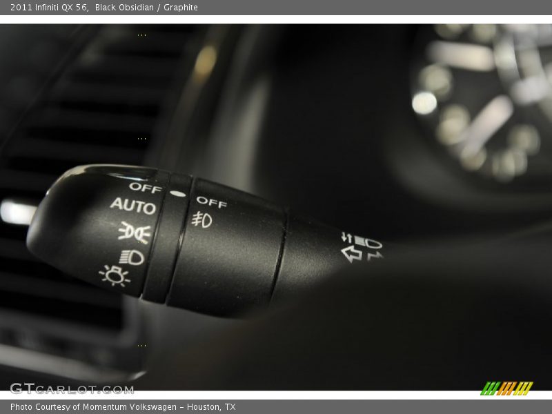 Controls of 2011 QX 56