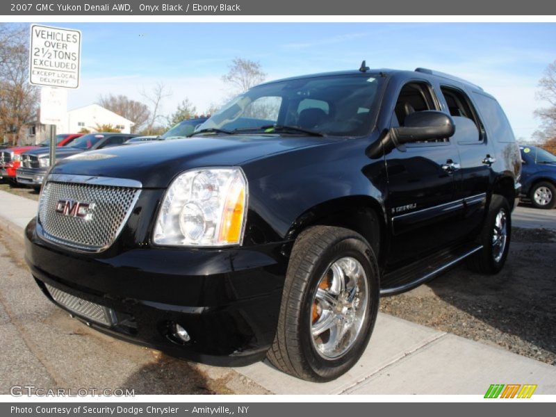 Onyx Black / Ebony Black 2007 GMC Yukon Denali AWD