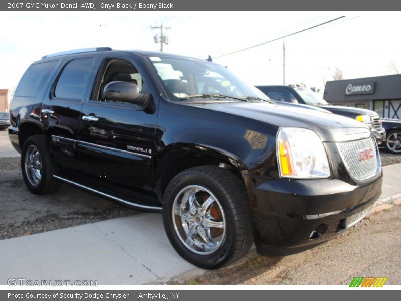 Onyx Black / Ebony Black 2007 GMC Yukon Denali AWD