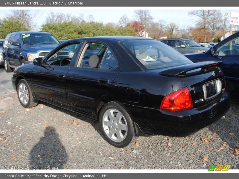 Blackout / Charcoal 2006 Nissan Sentra 1.8