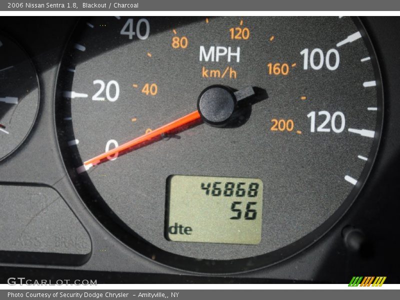 Blackout / Charcoal 2006 Nissan Sentra 1.8