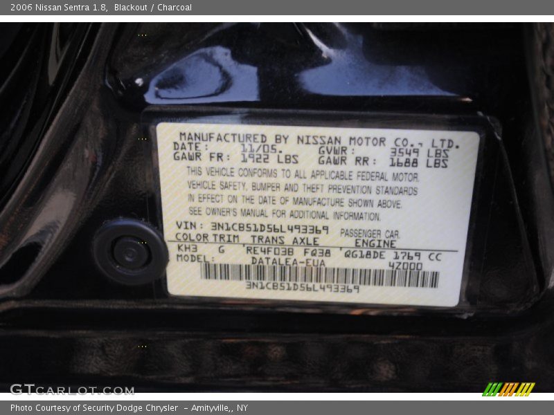 Blackout / Charcoal 2006 Nissan Sentra 1.8