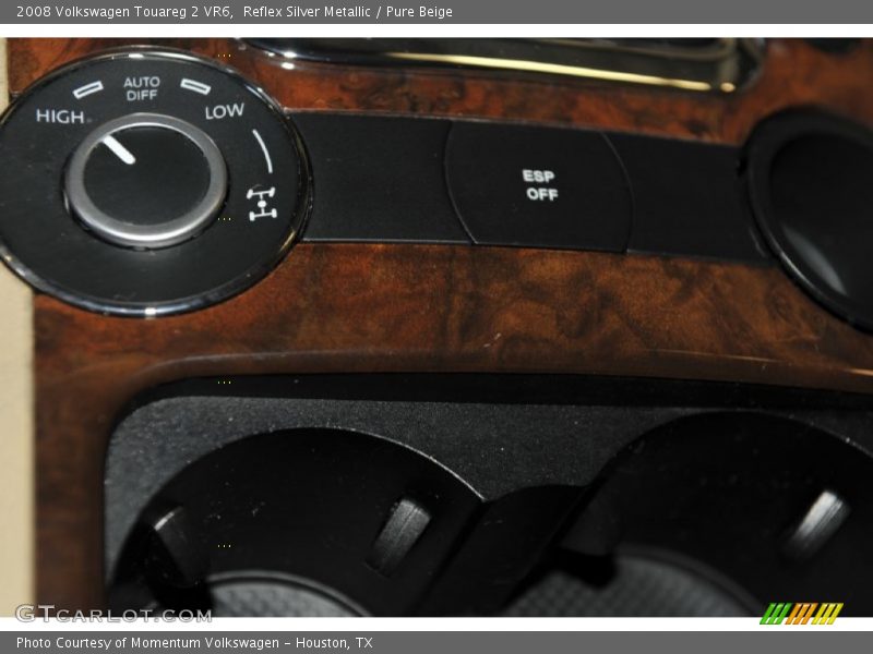 Reflex Silver Metallic / Pure Beige 2008 Volkswagen Touareg 2 VR6