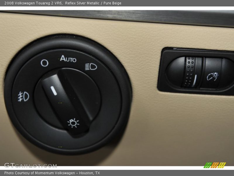 Reflex Silver Metallic / Pure Beige 2008 Volkswagen Touareg 2 VR6