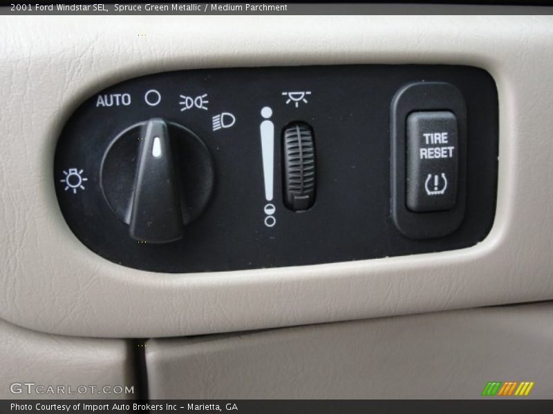 Controls of 2001 Windstar SEL