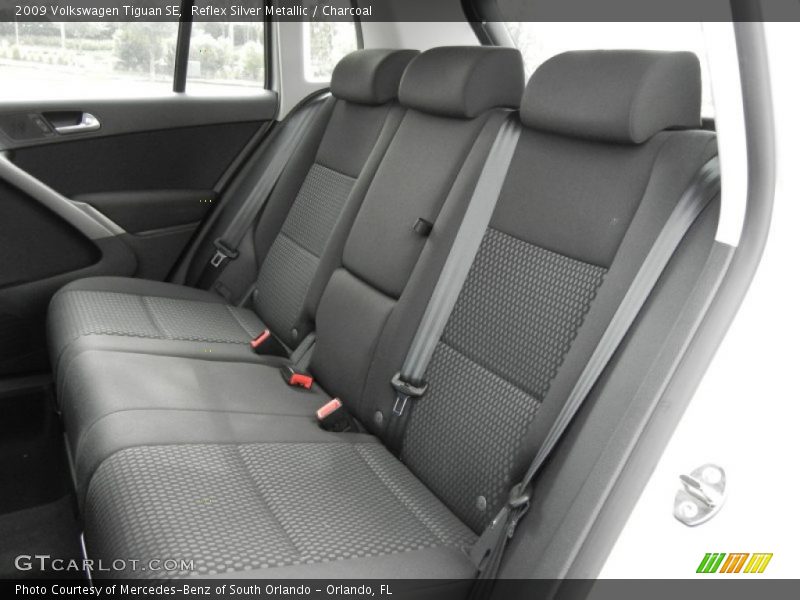 Reflex Silver Metallic / Charcoal 2009 Volkswagen Tiguan SE