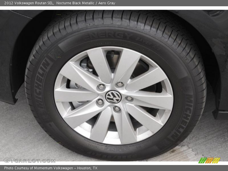 Nocturne Black Metallic / Aero Gray 2012 Volkswagen Routan SEL
