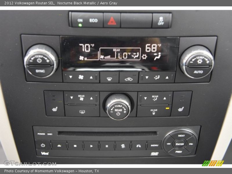 Nocturne Black Metallic / Aero Gray 2012 Volkswagen Routan SEL