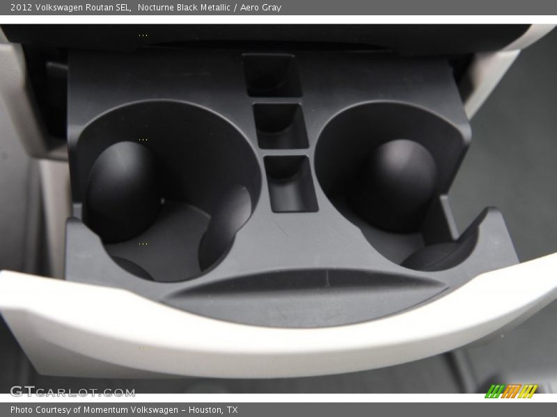 Nocturne Black Metallic / Aero Gray 2012 Volkswagen Routan SEL
