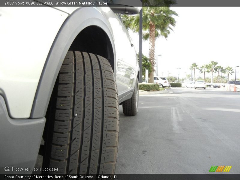 Willow Green Metallic / Taupe 2007 Volvo XC90 3.2 AWD