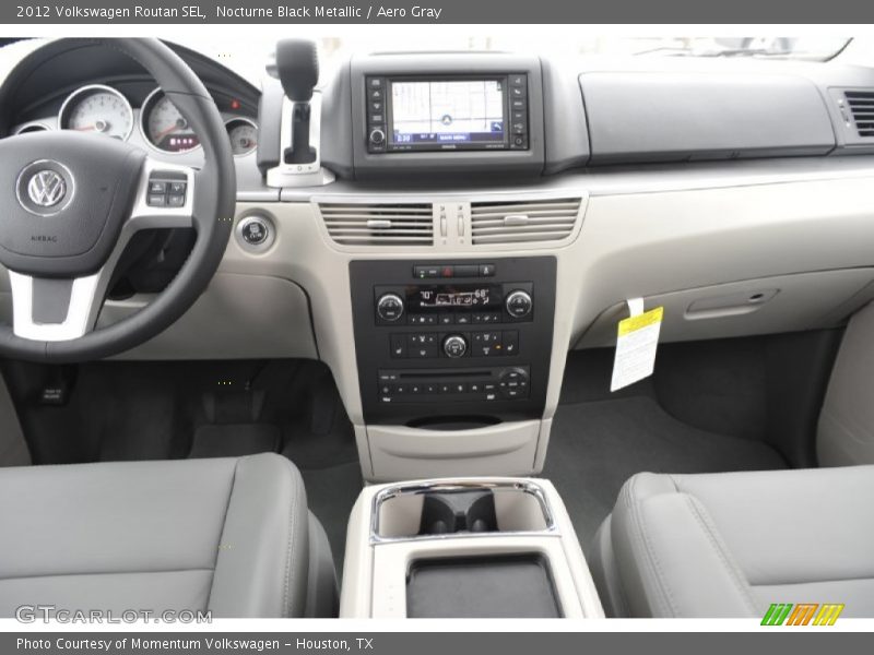 Nocturne Black Metallic / Aero Gray 2012 Volkswagen Routan SEL