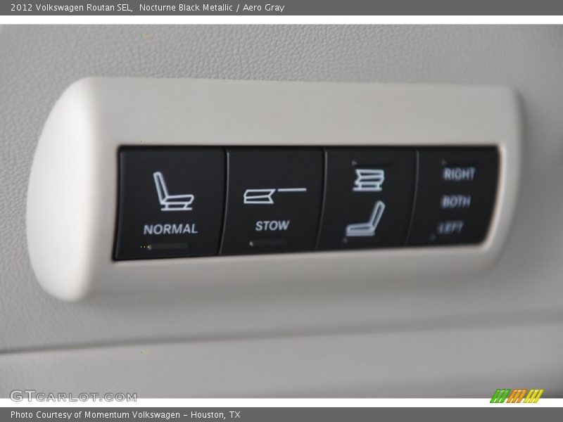 Nocturne Black Metallic / Aero Gray 2012 Volkswagen Routan SEL
