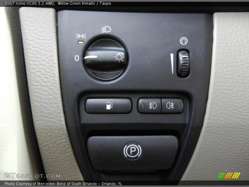 Willow Green Metallic / Taupe 2007 Volvo XC90 3.2 AWD