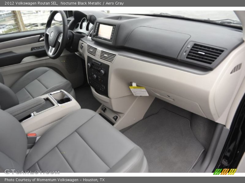 Nocturne Black Metallic / Aero Gray 2012 Volkswagen Routan SEL