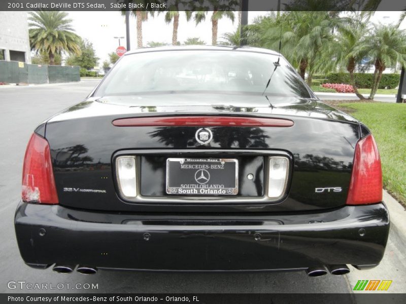 Sable Black / Black 2001 Cadillac DeVille DTS Sedan