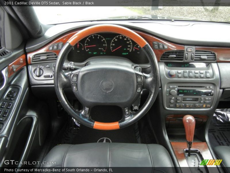 Dashboard of 2001 DeVille DTS Sedan