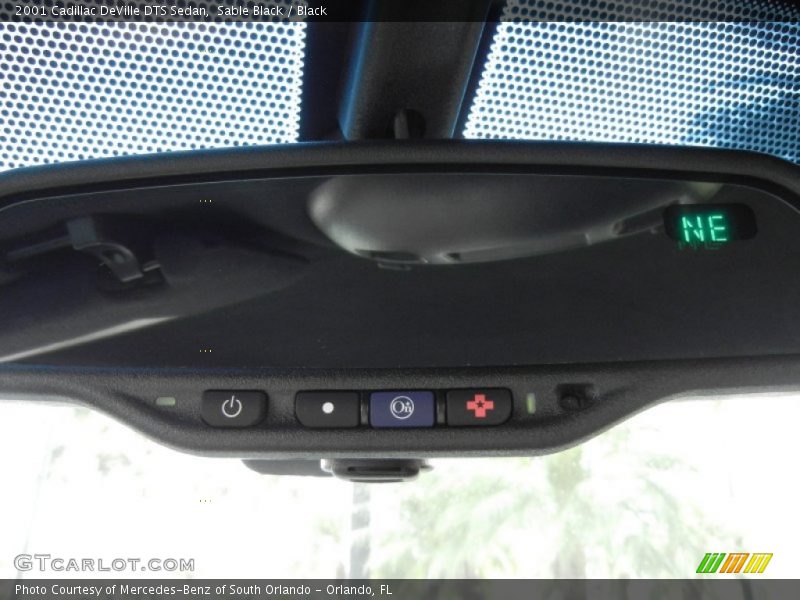 Controls of 2001 DeVille DTS Sedan