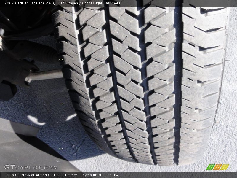 Black Raven / Cocoa/Light Cashmere 2007 Cadillac Escalade AWD