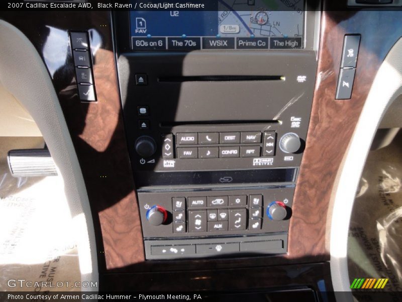 Black Raven / Cocoa/Light Cashmere 2007 Cadillac Escalade AWD