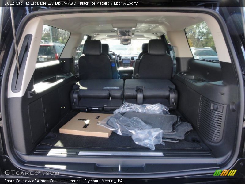  2012 Escalade ESV Luxury AWD Trunk