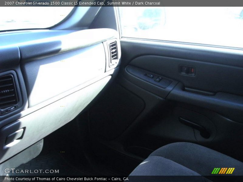 Summit White / Dark Charcoal 2007 Chevrolet Silverado 1500 Classic LS Extended Cab