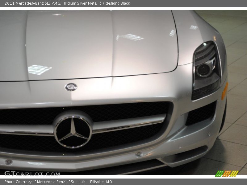 Iridium Silver Metallic / designo Black 2011 Mercedes-Benz SLS AMG