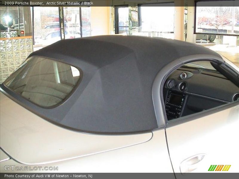 Arctic Silver Metallic / Black 2009 Porsche Boxster
