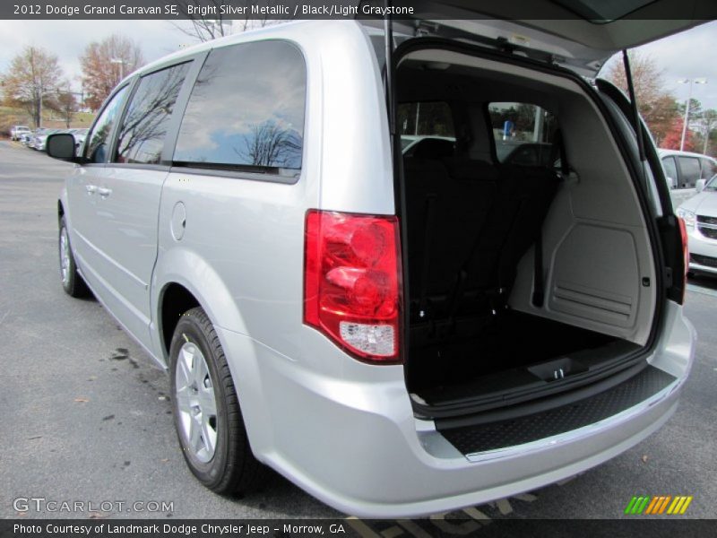 Bright Silver Metallic / Black/Light Graystone 2012 Dodge Grand Caravan SE