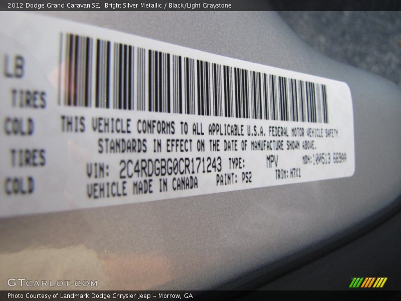 Bright Silver Metallic / Black/Light Graystone 2012 Dodge Grand Caravan SE