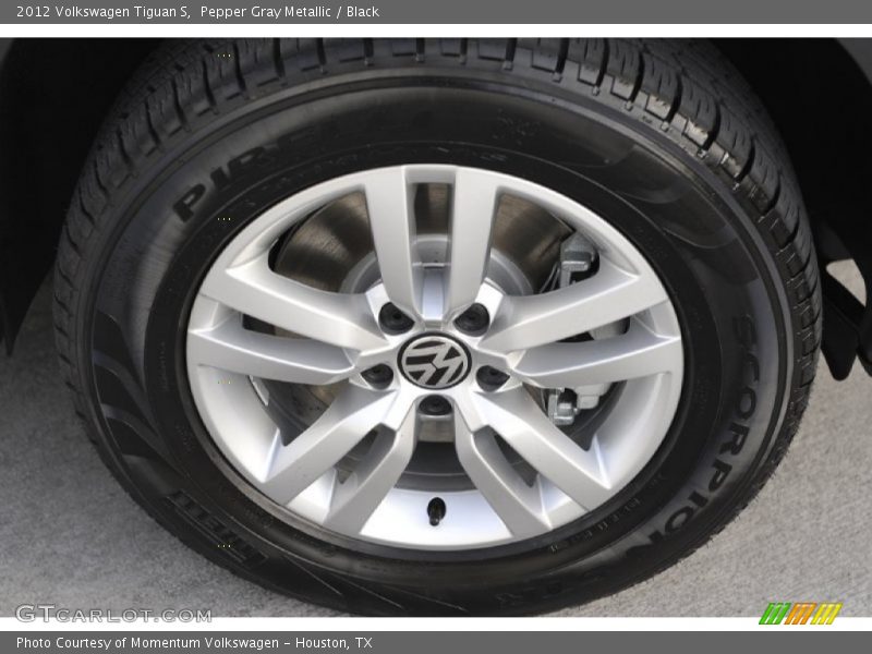 Pepper Gray Metallic / Black 2012 Volkswagen Tiguan S