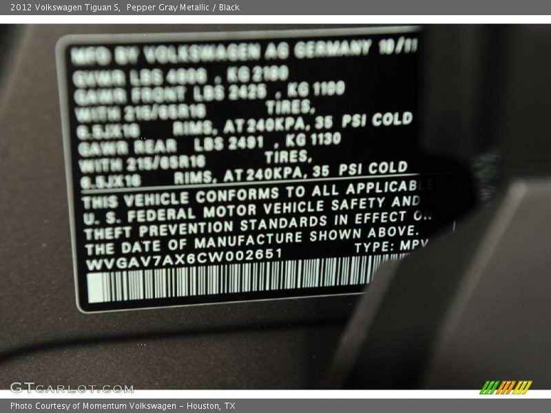 Pepper Gray Metallic / Black 2012 Volkswagen Tiguan S