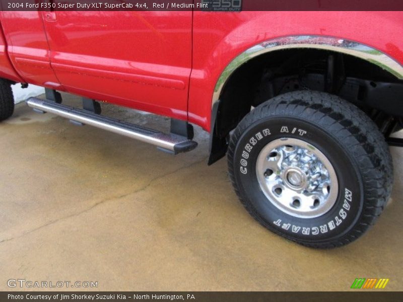 Red / Medium Flint 2004 Ford F350 Super Duty XLT SuperCab 4x4