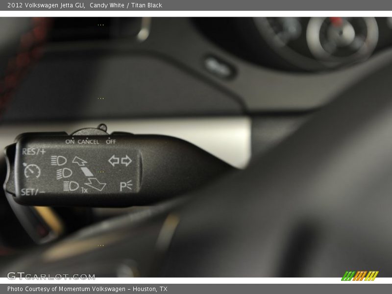 Candy White / Titan Black 2012 Volkswagen Jetta GLI