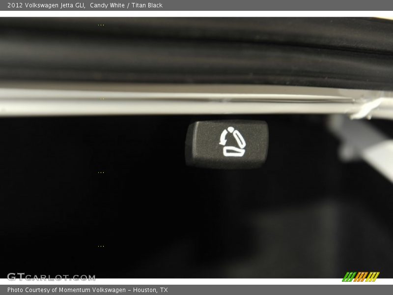 Candy White / Titan Black 2012 Volkswagen Jetta GLI