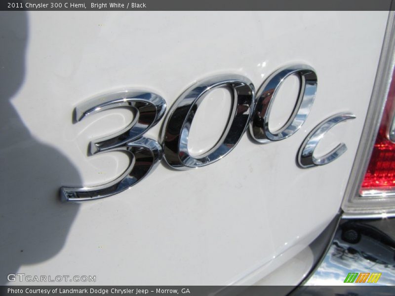  2011 300 C Hemi Logo