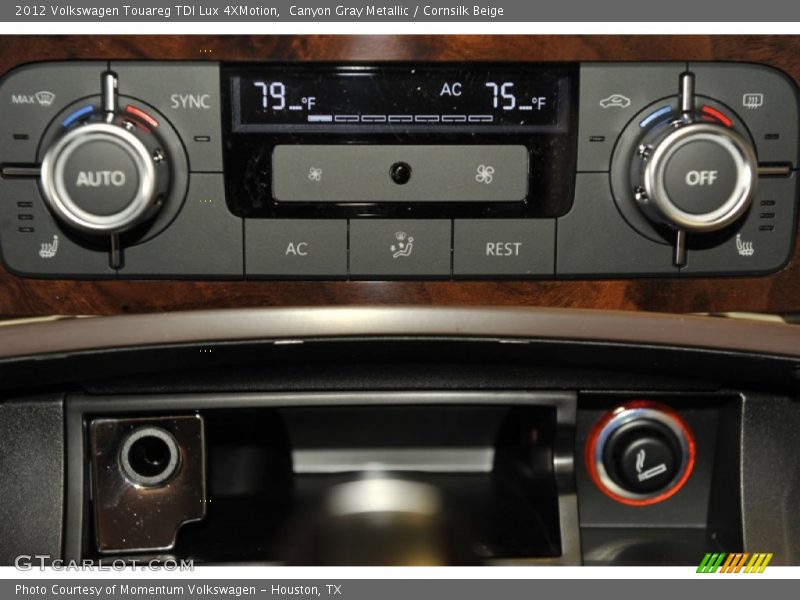 Canyon Gray Metallic / Cornsilk Beige 2012 Volkswagen Touareg TDI Lux 4XMotion