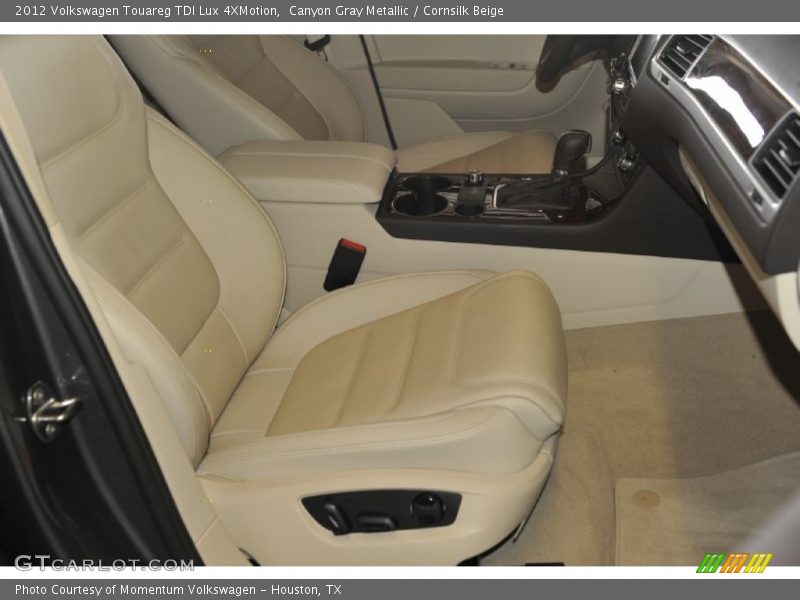 Canyon Gray Metallic / Cornsilk Beige 2012 Volkswagen Touareg TDI Lux 4XMotion