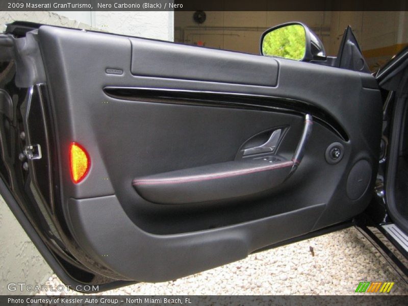 Nero Carbonio (Black) / Nero 2009 Maserati GranTurismo